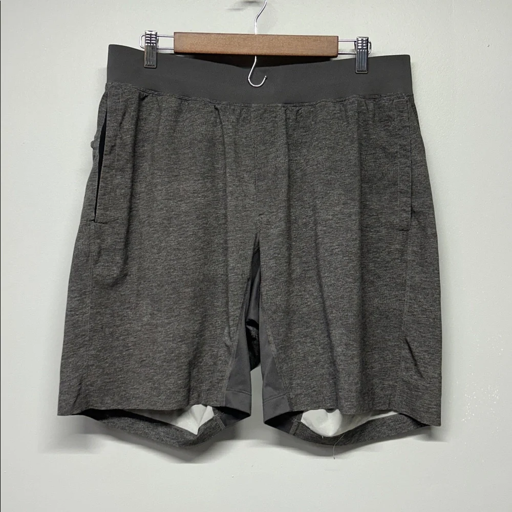Lululemon Men’s Gray Athletic Shorts Size XL